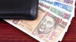 AdobeStock_222462500-royalties