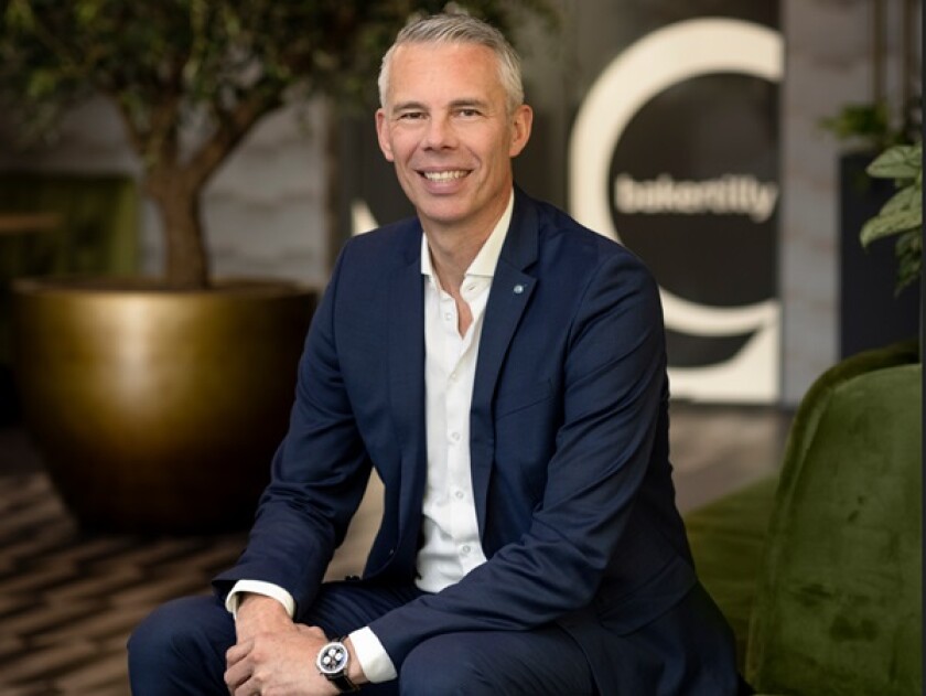 ronald hoeksel resized.jpg