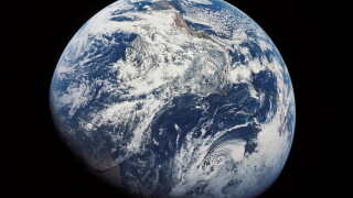 globe big