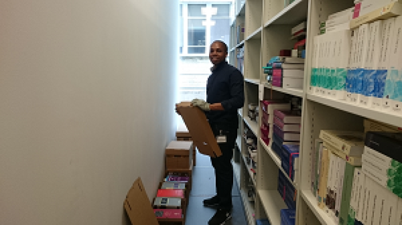 Sorting books resized