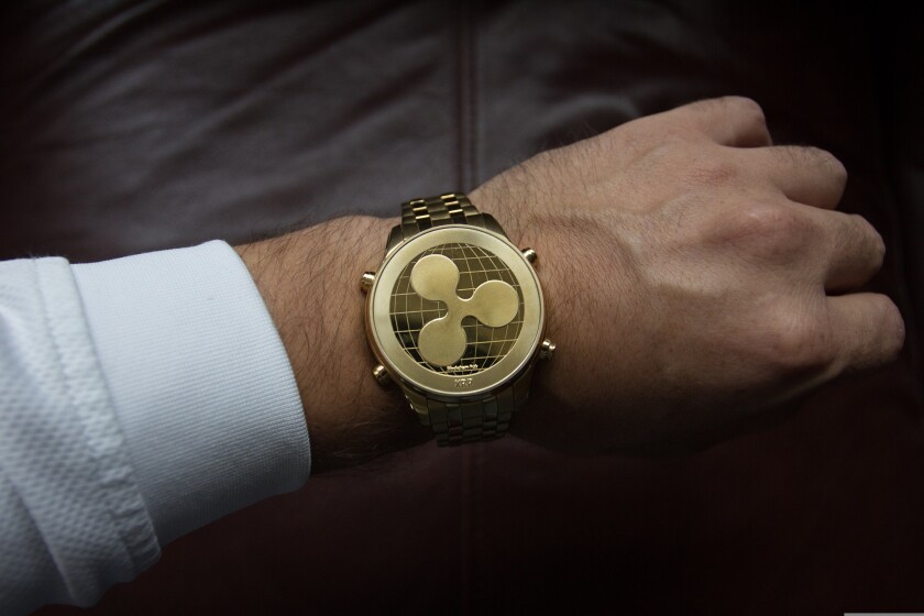 hand-3085141.jpg