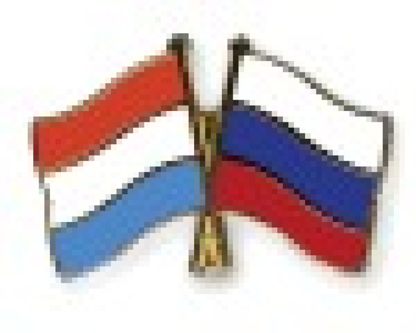 flag-pins-luxembourg-russia.jpg