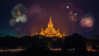 fireworks-1822479.jpg