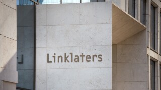 frankfurt, hesse/germany - 11 10 18: linklaters sign in frankfurt germany