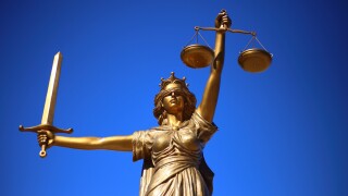justice-2060093.jpg