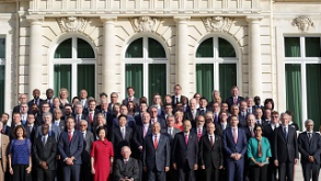 oecd family portrait