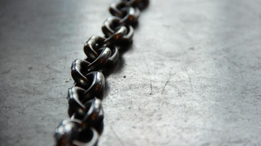 vertical-chain.jpg