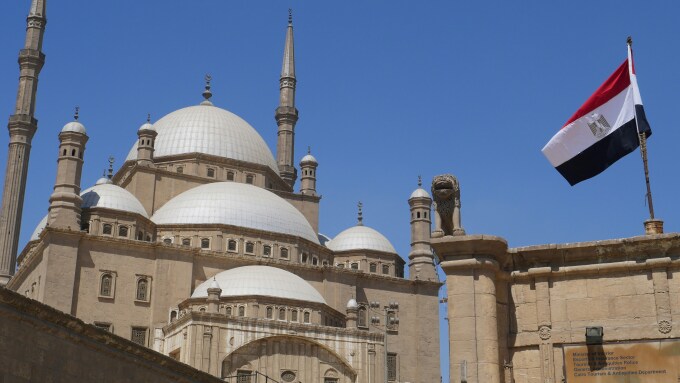 Cairo building and Egyptian flag.jpg