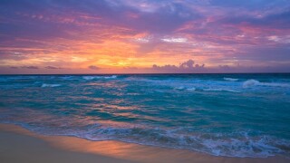 Sunrise in Cancun