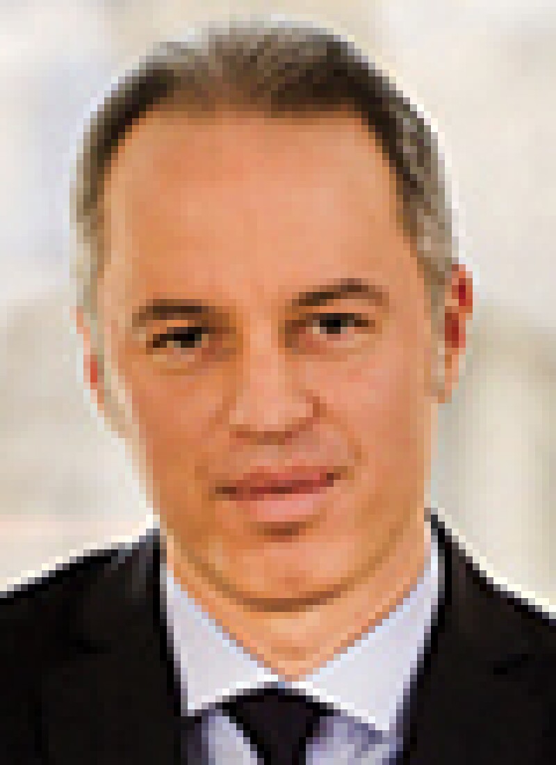 varszegi.jpg