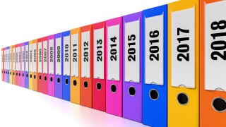 ring-binders-aligned-2654130.jpg