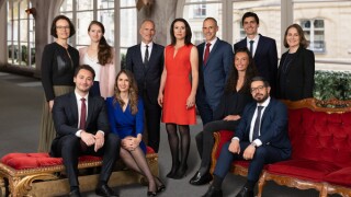 AssociateGroup_Partner_5848x3899_1746 (1).jpg