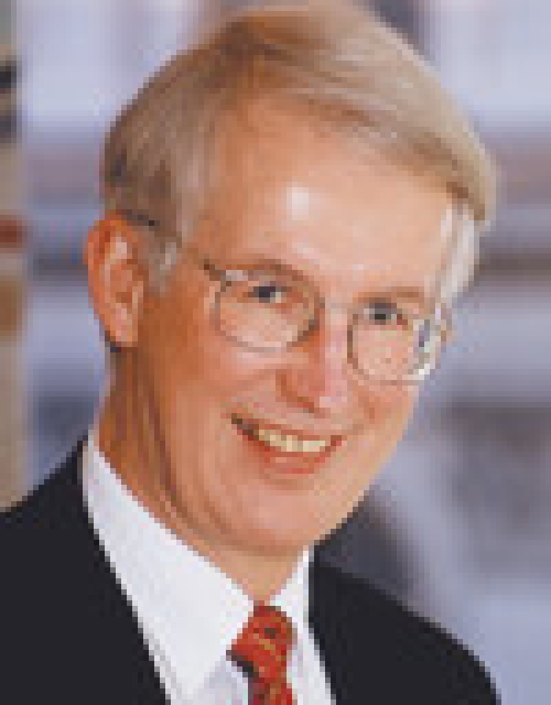 lee-nov02.jpg