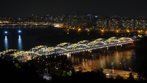 seoul-2267397.jpg