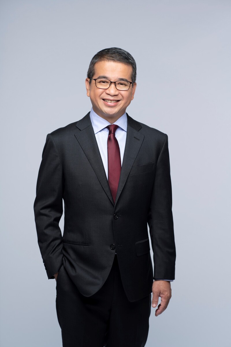 Minister Edwin Tong (formal) .jpg