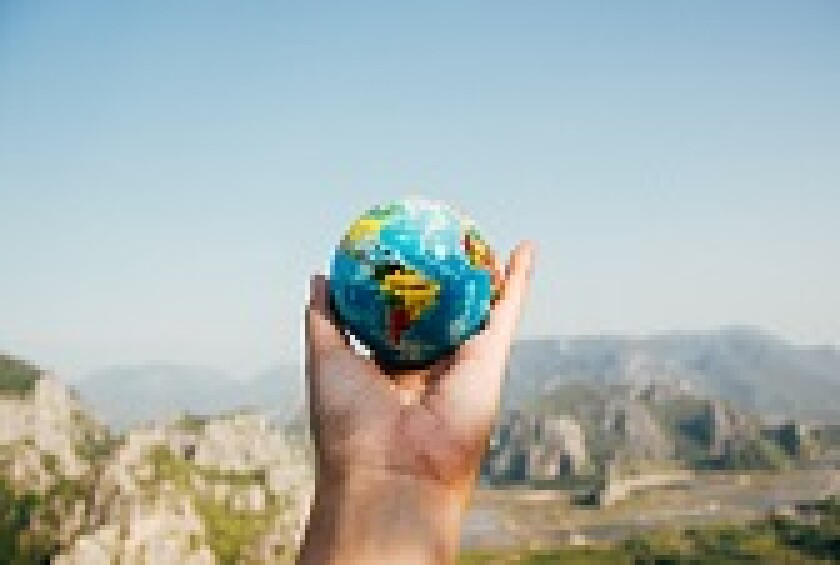 Globe in hand 168