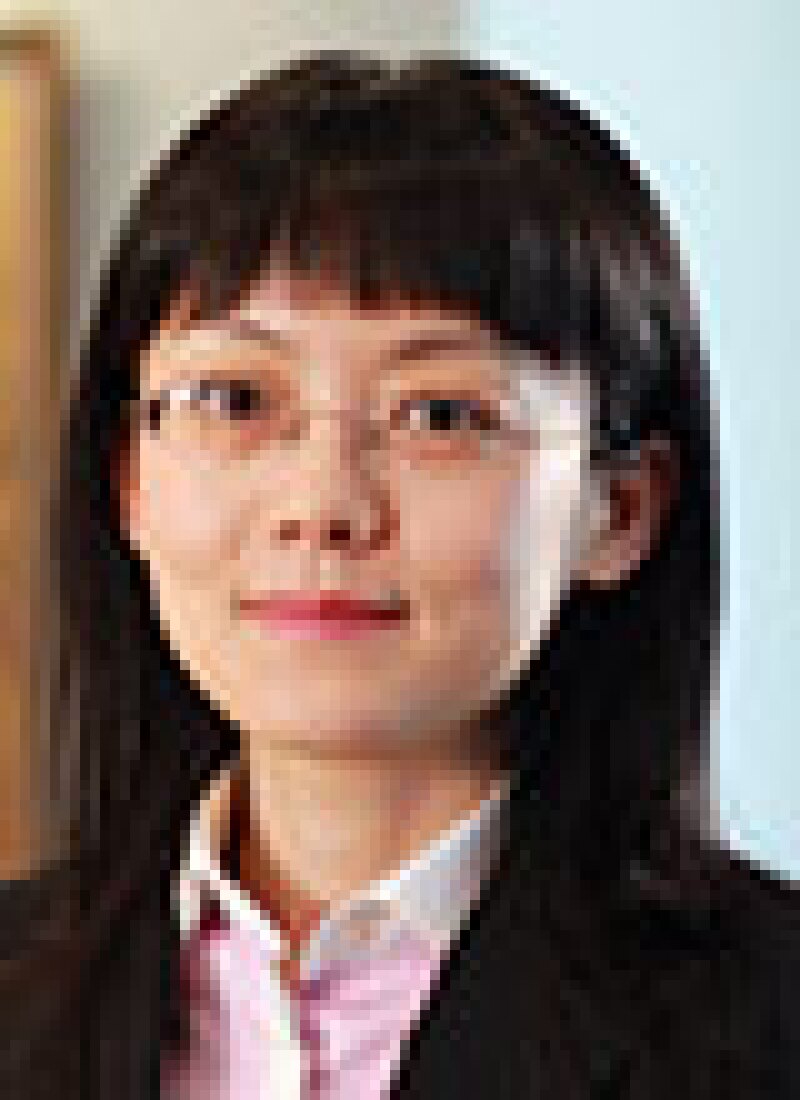 zhang-julie.jpg