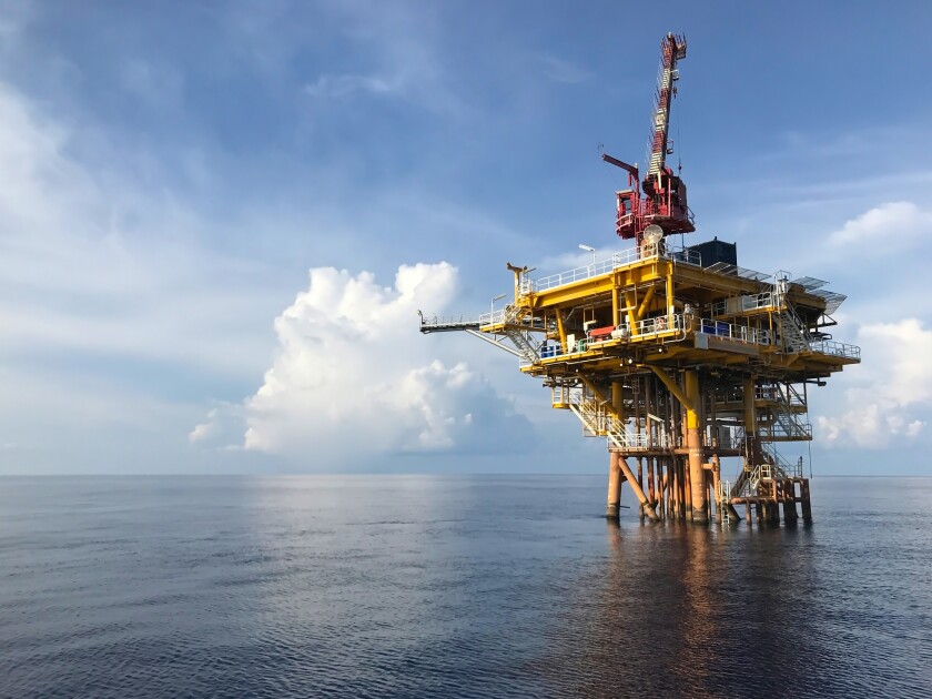 Oil and gas wellhead remote platform produced raw gas and oil th