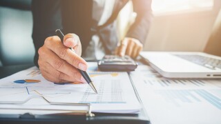 finance-7529921 (3).jpg