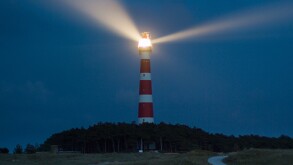 itr-lighthouse-adobestock-296628588.jpg