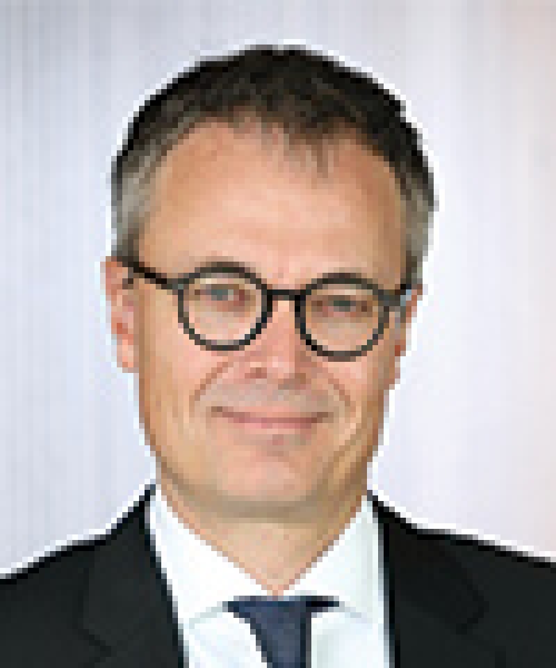 jung-marcel-r-100x120.jpg