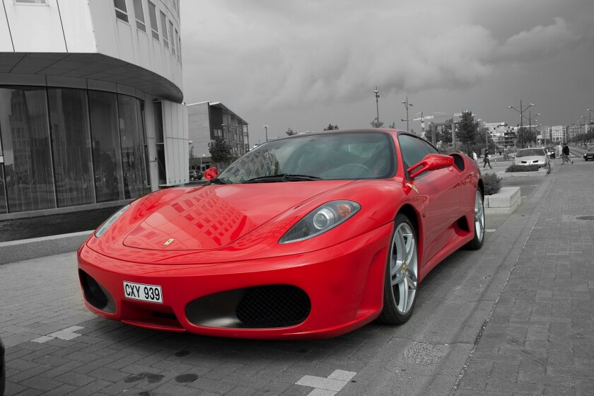 ferrari-721858.jpg