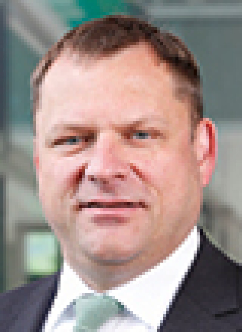 knauer.jpg
