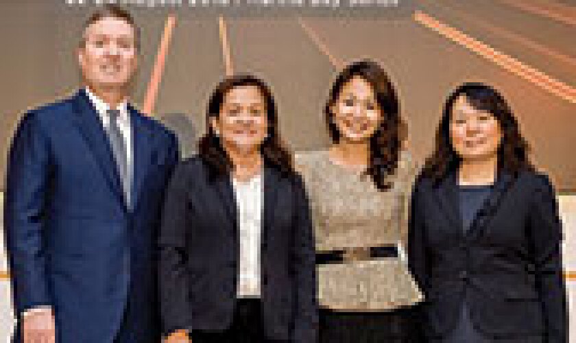 Lin-Ellen-and-panel-thumb