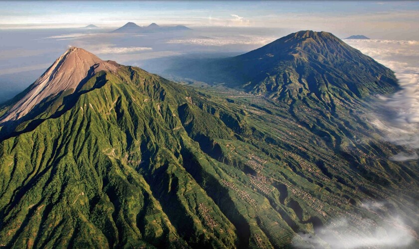 mount-merapi-113620 (1).jpg