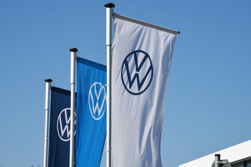 vw avanci-comp.jpg