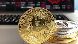 bitcoin-cryptocurrency-exchange-730553.jpg