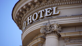 hotel-3738434.jpg