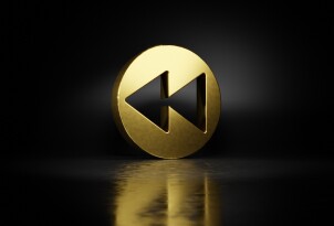 gold metal symbol of rewind  3D rendering with blurry reflection