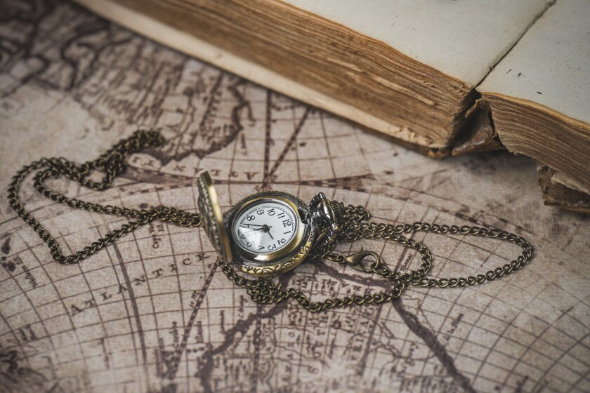 vintage-pocket-watch-7439236.jpg