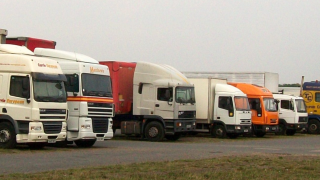 lorries large