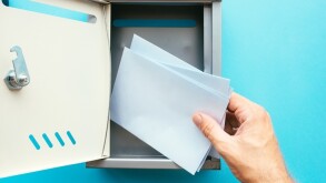 Bankers receive Brexit contracts