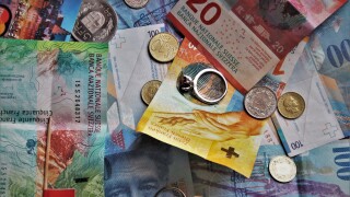 swiss-francs-4314471.jpg