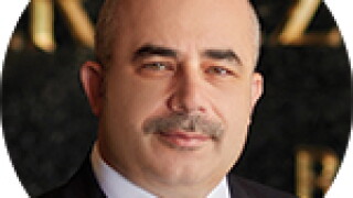uysal.jpg