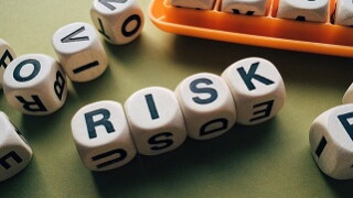 risk 320 x 215