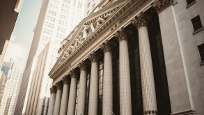 Pictures of financial institutions, such as the New York Stock E