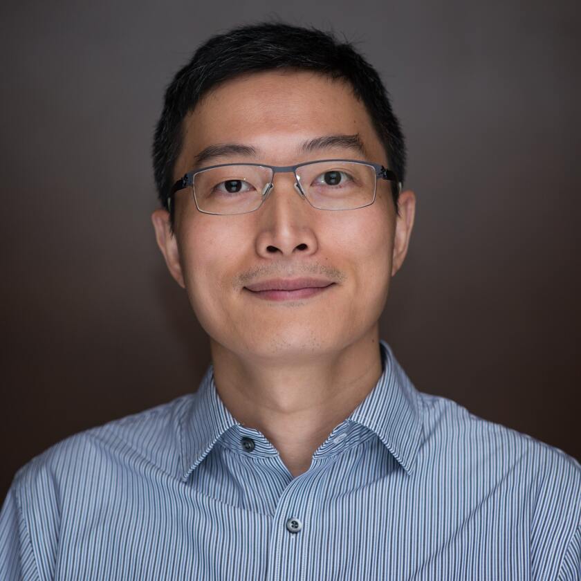 Yihong sq-comp.jpg