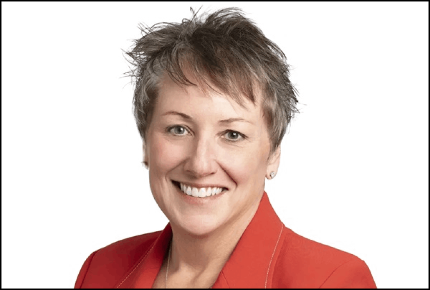 Heidi Erlacher Headshot2.png