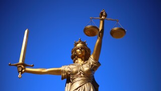 justice-2060093.jpg