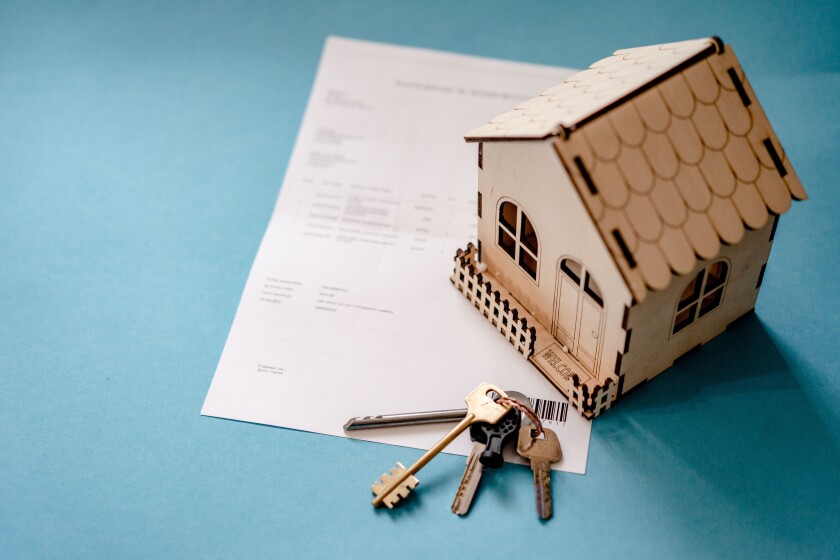 real-estate-6688945.jpg
