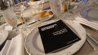 Americas Awards 2017 320 x 215