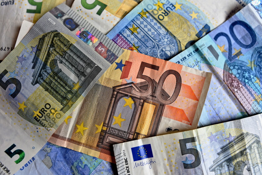 money-3481699.jpg