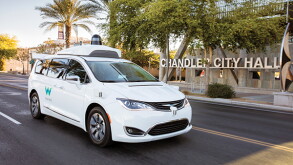 waymo.jpg