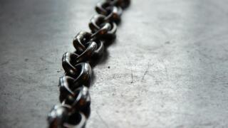 vertical-chain.jpg