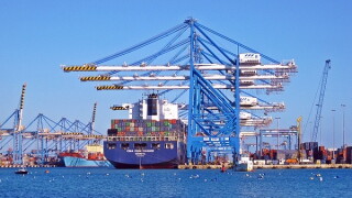 dock 600 x 375