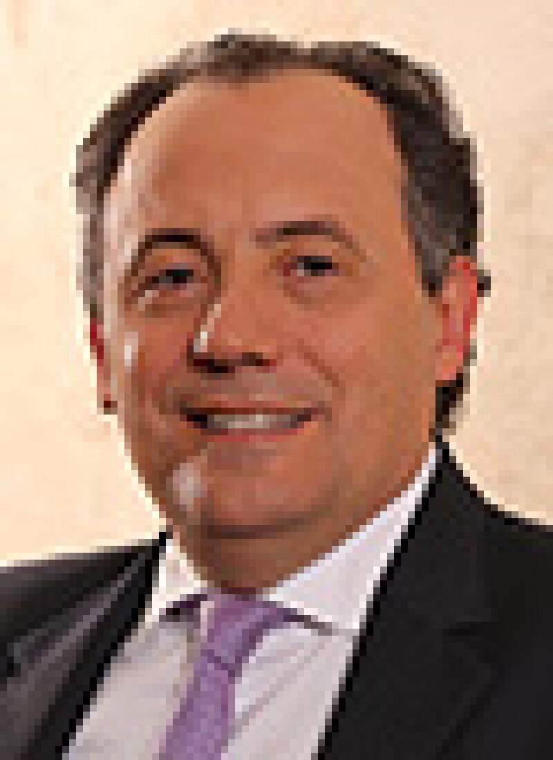 de-oliveira-julio-m.jpg